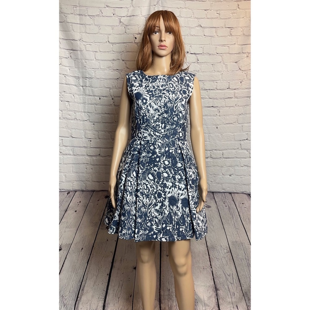 New Suno Blue Floral Pleated Dress Size 6